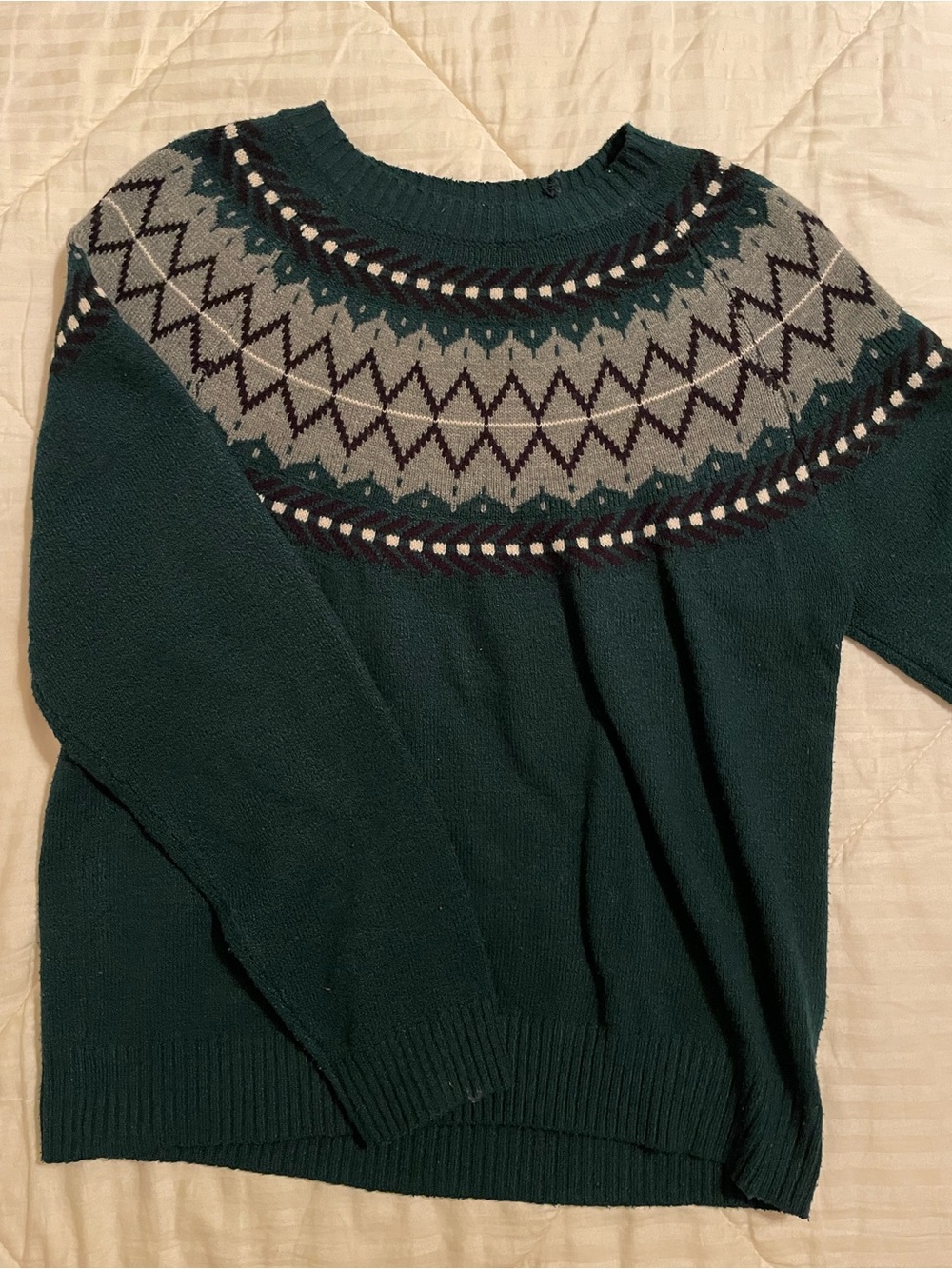 Weatherproof Dark Green Crewneck Sweater with Fair Isle Yoke